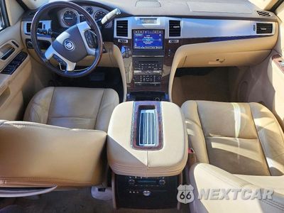 Zdjęcie 8 z 13 samochodu: 2013 CADILLAC ESCALADE ESV PREMIUM VIN:1GYS4JEF5DR116998 - miniatura