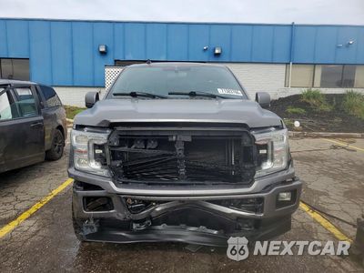 Piąte zdjęcie samochodu w środku: 2018 FORD F150 SUPERCREW VIN:1FTFW1E19JFD94936 - miniatura