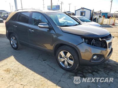 Czwarte zdjęcie samochodu z boku: 2013 KIA SORENTO EX VIN:5XYKU3A61DG389992 - miniatura