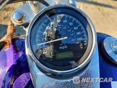 Zdjęcie 7 z 9 samochodu: 2003 HONDA VT750 DCB VIN:JH2RC445X3M708952 - miniatura