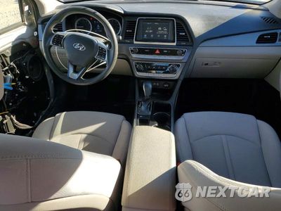 Zdjęcie 8 z 13 samochodu: 2018 HYUNDAI SONATA SE VIN:5NPE24AF9JH605407 - miniatura