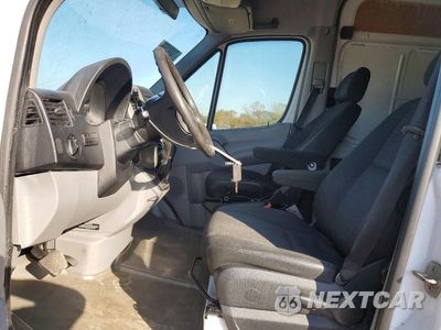 Zdjęcie 7 z 13 samochodu: 2014 FREIGHTLINER SPRINTER 2500 DELIVERY VAN VIN:WDYPE8DC6E5835666 - miniatura