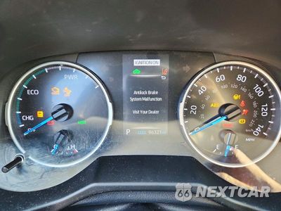 Zdjęcie 9 z 13 samochodu: 2021 TOYOTA RAV4 HYBRID XLE PREMIUM VIN:4T3B6RFV8MU010324 - miniatura
