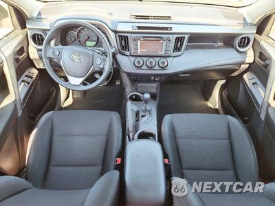 Zdjęcie 8 z 12 samochodu: 2016 TOYOTA RAV4 LE VIN:2T3BFREV0GW412375 - miniatura