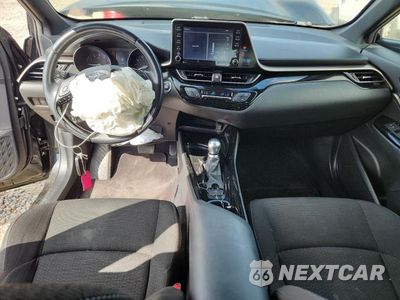 Zdjęcie 8 z 12 samochodu: 2019 TOYOTA C-HR XLE VIN:JTNKHMBXXK1016895 - miniatura