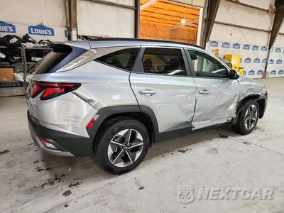 Trzecie zdjęcie samochodu z tyłu: 2026 HYUNDAI TUCSON SEL VIN:5NMJBCDE4TH624135 - miniatura