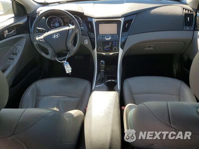 Zdjęcie 8 z 12 samochodu: 2011 HYUNDAI SONATA LIMITED 2.0T VIN:5NPEC4AB3BH253565 - miniatura