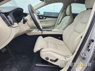 Zdjęcie 7 z 14 samochodu: 2022 VOLVO XC60 B5 INSCRIPTION VIN:YV4L12DL7N1083127 - miniatura
