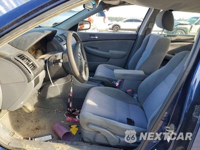 Zdjęcie 7 z 12 samochodu: 2003 HONDA ACCORD LX VIN:1HGCM56383A079921 - miniatura