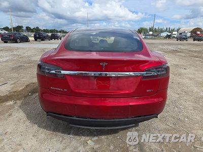 Zdjęcie 6 z 12 samochodu: 2015 TESLA MODEL S 90D VIN:5YJSA1V23FF097565 - miniatura