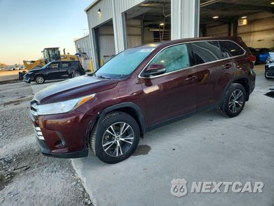 2019 TOYOTA HIGHLANDER LE PLUS 5TDBZRFH4KS725651 - główne zdjęcie licytacji z USA - miniatura
