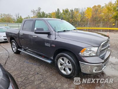 Czwarte zdjęcie samochodu z boku: 2017 RAM 1500 SLT VIN:3C6RR7LT9HG607945 - miniatura