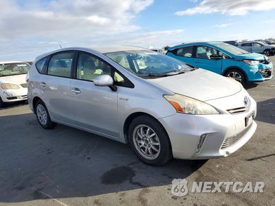 Czwarte zdjęcie samochodu z boku: 2014 TOYOTA PRIUS V THREE VIN:JTDZN3EUXE3325587 - miniatura