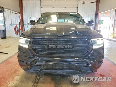 Piąte zdjęcie samochodu w środku: 2019 RAM 1500 LARAMIE VIN:1C6SRFJT3KN781359 - miniatura