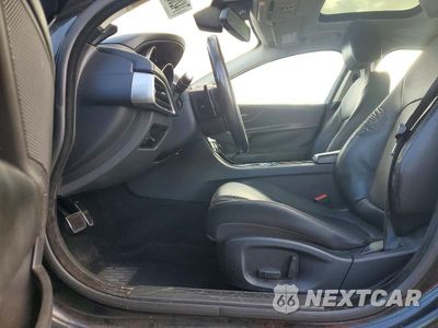 Zdjęcie 7 z 12 samochodu: 2018 JAGUAR XE PREMIUM VIN:SAJAD4FXXJCP23487 - miniatura