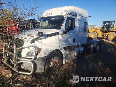 2020 FREIGHTLINER CASCADIA 126 SEMI TRUCK 1FUNHHFG7LLKV8934 - główne zdjęcie licytacji z USA - miniatura