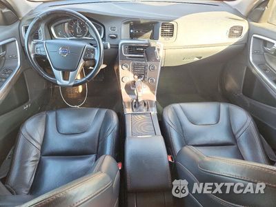 Zdjęcie 8 z 13 samochodu: 2015 VOLVO V60 CROSS COUNTRY PREMIER VIN:YV4612HK5F1000391 - miniatura