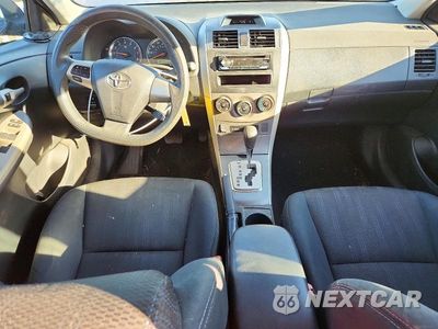 Zdjęcie 8 z 13 samochodu: 2013 TOYOTA COROLLA S VIN:2T1BU4EE4DC930004 - miniatura