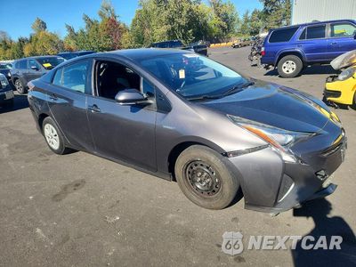 Czwarte zdjęcie samochodu z boku: 2016 TOYOTA PRIUS TWO VIN:JTDKBRFUXG3506865 - miniatura