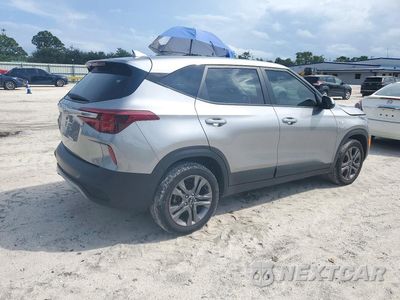 Trzecie zdjęcie samochodu z tyłu: 2023 KIA SELTOS LX VIN:KNDEPCAA0P7369307 - miniatura