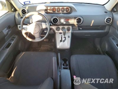 Zdjęcie 8 z 12 samochodu: 2010 SCION XB BASE VIN:JTLZE4FE0A1105821 - miniatura