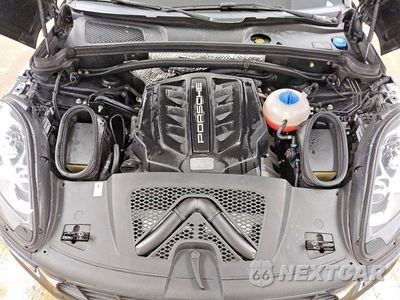 Zdjęcie 12 z 14 samochodu: 2018 PORSCHE MACAN S VIN:WP1AB2A51JLB35815 - miniatura