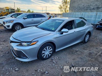 2021 TOYOTA CAMRY LE 4T1C31AK6MU560383 - główne zdjęcie licytacji z USA - miniatura