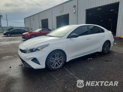 2023 KIA FORTE GT LINE 3KPF54AD4PE656952 - główne zdjęcie licytacji z USA - miniatura
