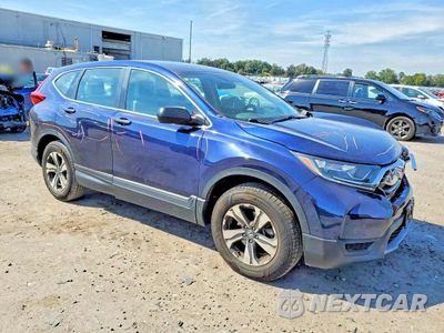 Czwarte zdjęcie samochodu z boku: 2018 HONDA CR-V LX VIN:2HKRW6H37JH211711 - miniatura