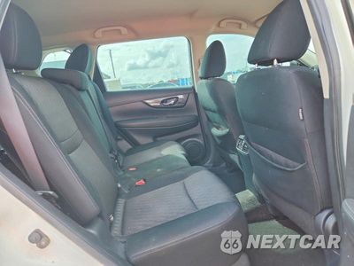 Zdjęcie 11 z 14 samochodu: 2017 NISSAN ROGUE S VIN:KNMAT2MT6HP515602 - miniatura