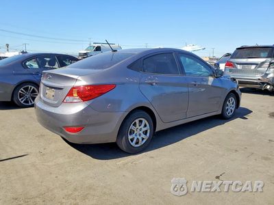Trzecie zdjęcie samochodu z tyłu: 2013 HYUNDAI ACCENT GLS VIN:KMHCT4AE8DU523864 - miniatura