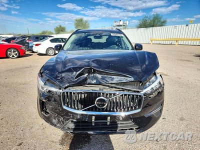 Piąte zdjęcie samochodu w środku: 2022 VOLVO XC60 B5 MOMENTUM VIN:YV4L12RK6N1987230 - miniatura