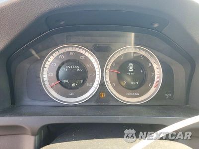 Zdjęcie 9 z 12 samochodu: 2012 VOLVO S60 T5 VIN:YV1622FS7C2122544 - miniatura