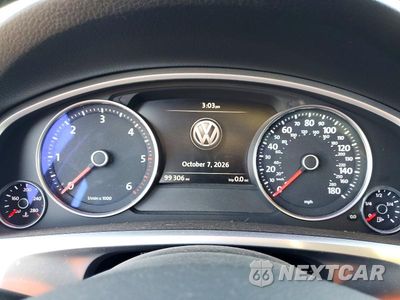 Zdjęcie 9 z 13 samochodu: 2016 VOLKSWAGEN TOUAREG TDI VIN:WVGEP9BP9GD002960 - miniatura