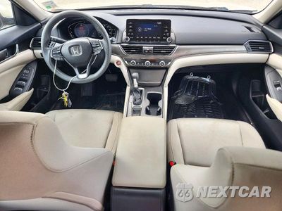 Zdjęcie 8 z 12 samochodu: 2018 HONDA ACCORD LX VIN:1HGCV1F18JA093027 - miniatura
