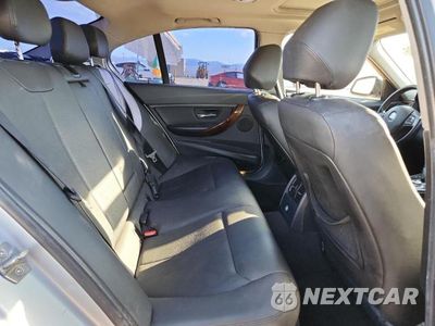 Zdjęcie 10 z 12 samochodu: 2013 BMW 328 I VIN:WBA3A5C54DF354375 - miniatura