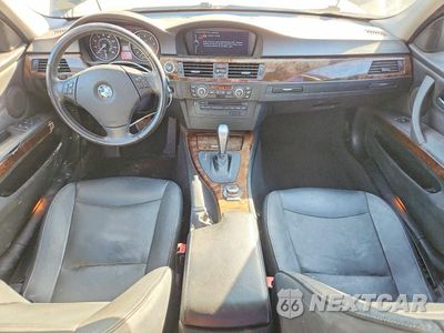 Zdjęcie 8 z 12 samochodu: 2009 BMW 328 I SULEV VIN:WBAPH53539A437507 - miniatura