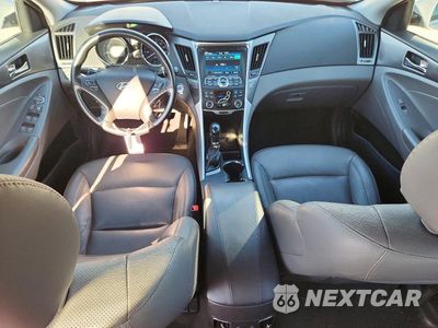 Zdjęcie 8 z 12 samochodu: 2013 HYUNDAI SONATA HYBRID VIN:KMHEC4A40DA076478 - miniatura
