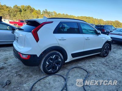 Trzecie zdjęcie samochodu z tyłu: 2024 KIA NIRO WIND VIN:KNDCR3L19R5122459 - miniatura
