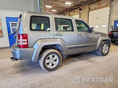 Trzecie zdjęcie samochodu z tyłu: 2012 JEEP LIBERTY SPORT VIN:1C4PJMAK2CW209261 - miniatura