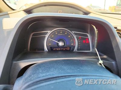 Zdjęcie 9 z 12 samochodu: 2006 HONDA CIVIC LX VIN:1HGFA16576L057823 - miniatura