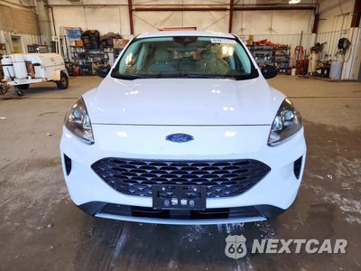 Piąte zdjęcie samochodu w środku: 2021 FORD ESCAPE S VIN:1FMCU9F6XMUA90107 - miniatura