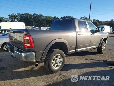 Trzecie zdjęcie samochodu z tyłu: 2022 RAM 2500 LARAMIE VIN:3C6UR5FL2NG115893 - miniatura