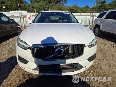 Piąte zdjęcie samochodu w środku: 2019 VOLVO XC60 T6 MOMENTUM VIN:LYVA22RK6KB219968 - miniatura