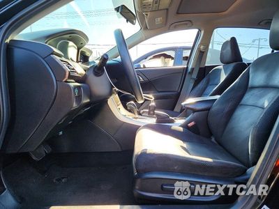 Zdjęcie 7 z 12 samochodu: 2016 HONDA ACCORD EX VIN:1HGCR2F75GA157340 - miniatura
