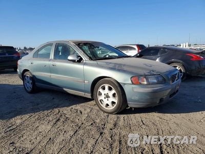 Czwarte zdjęcie samochodu z boku: 2001 VOLVO S60 T5 VIN:YV1RS53D412071814 - miniatura