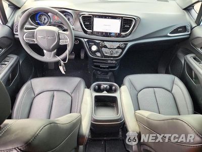 Zdjęcie 8 z 13 samochodu: 2025 CHRYSLER VOYAGER LX VIN:2C4RC1CG0SR614052 - miniatura