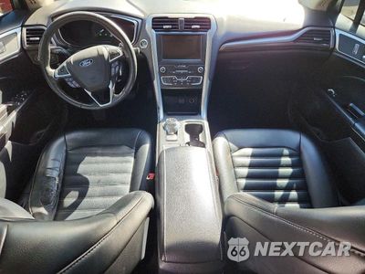 Zdjęcie 8 z 12 samochodu: 2019 FORD FUSION SEL VIN:3FA6P0CDXKR140327 - miniatura