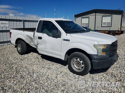 Czwarte zdjęcie samochodu z boku: 2016 FORD F150 VIN:1FTMF1C83GKG01361 - miniatura