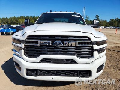 Piąte zdjęcie samochodu w środku: 2026 RAM 2500 BIG HORN VIN:3C63R5DL3TG157517 - miniatura